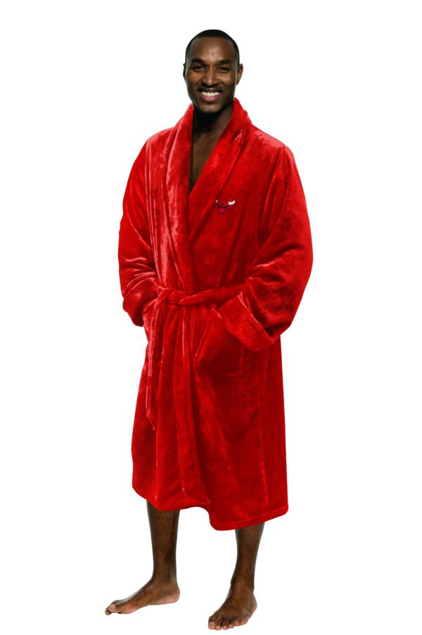 Bulls OFFICIAL NBA Men's L/XL Silk Touch Bath Robe; 26" x 47"