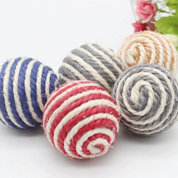 Cat Pet Sisal Rope Woven Ball Chewing Rattle Scratching Toy Interactive Scratching Chewing Toy Pet Cat Dog - Image 3